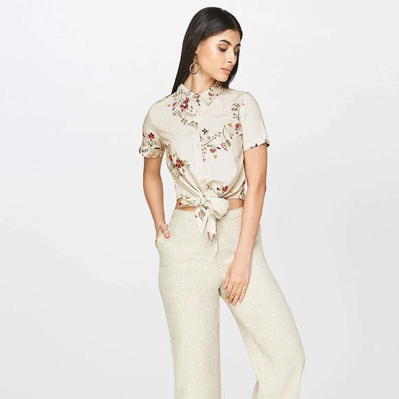 AND Off White Floral Crop Top with Knot (New without tags) Size - S - Picture 5 of 9